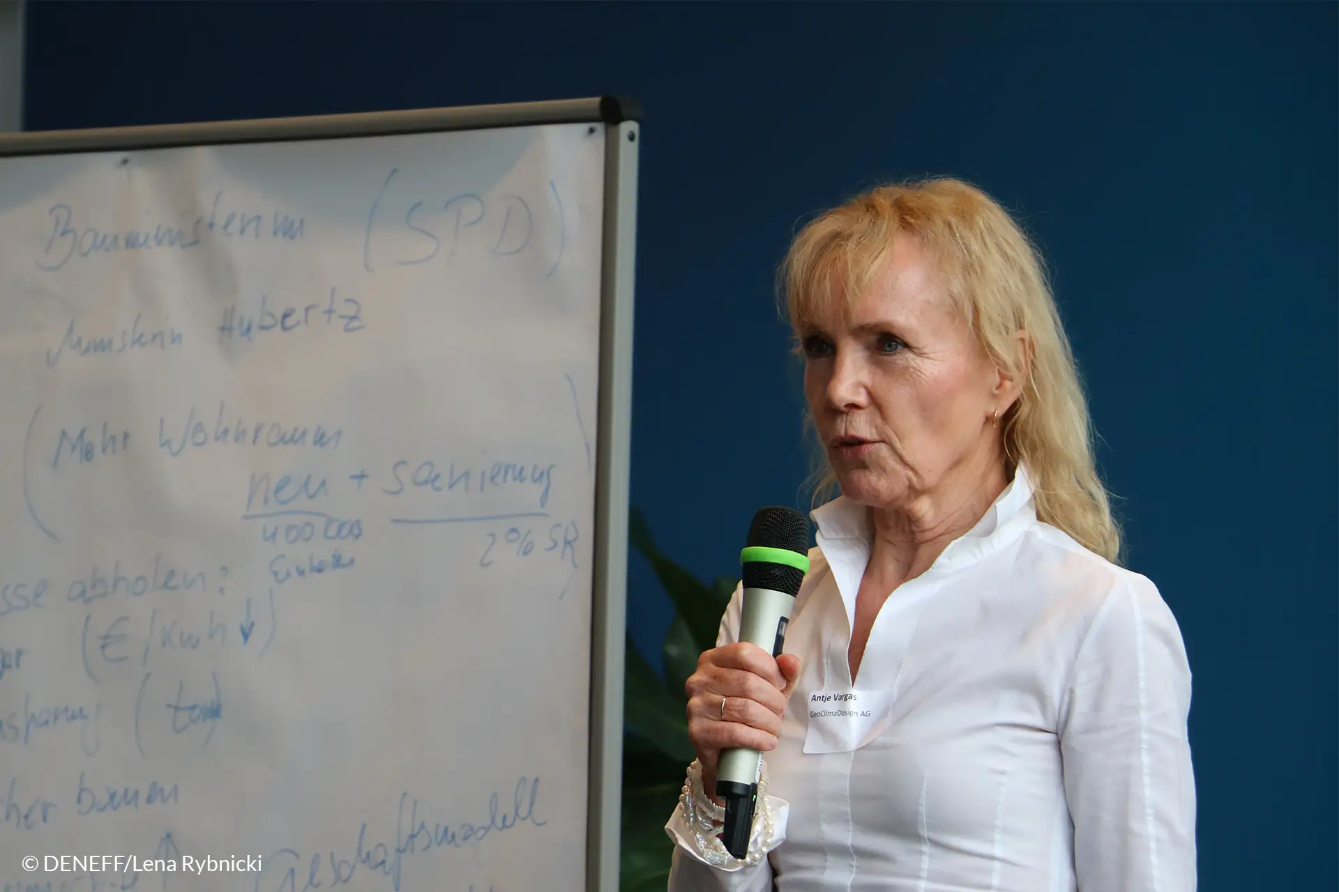 Antje Vargas in erweiteren Vorstand der DENEFF gewählt.